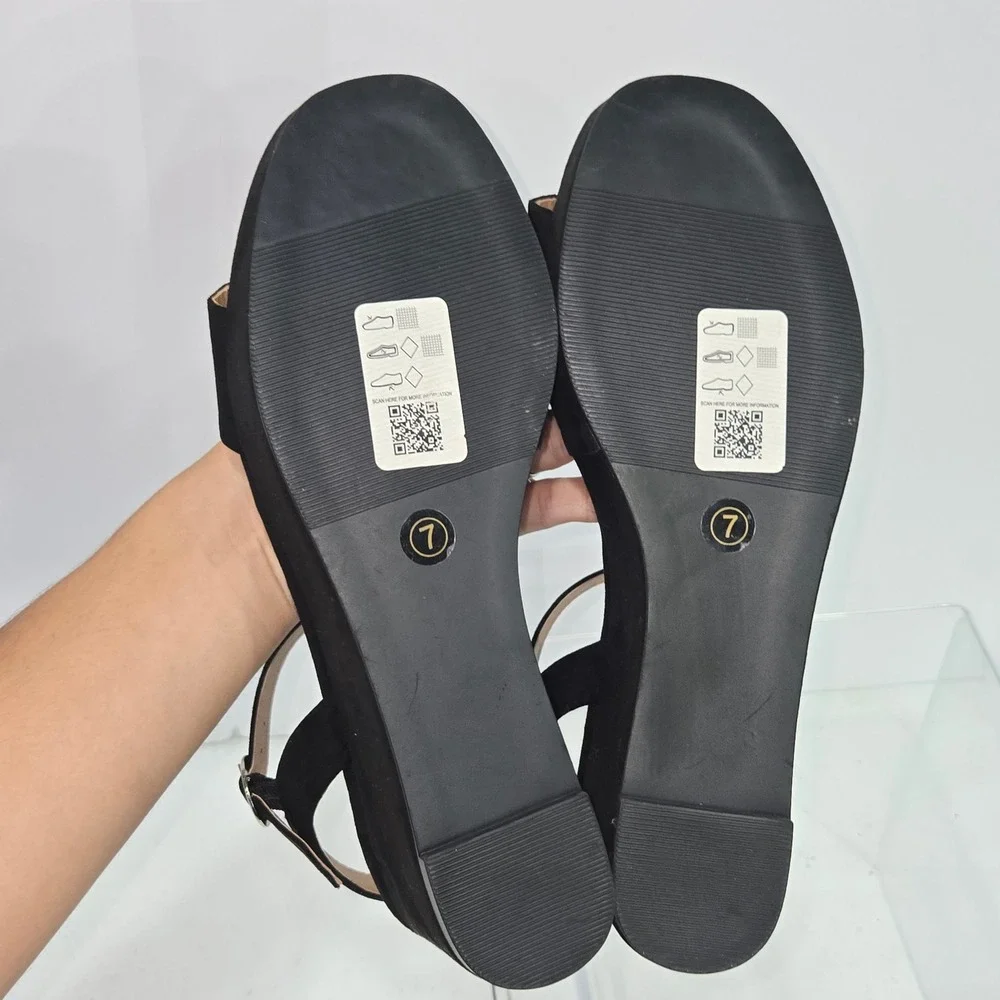 ASOS Shoes Womens 7 Black Faux Suede Platform Wedge Sandals Ankle Strap AC678